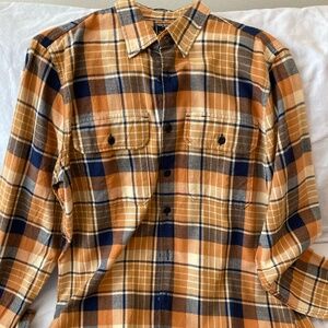 Todd Snyder Two-Pocket Flannel Shirt  (Yellow/Blue/Org) - Medium